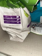 뉴트리나 리얼오플러스 캣 인도어 2.4kg
