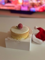 담무 딸기치즈 케이크